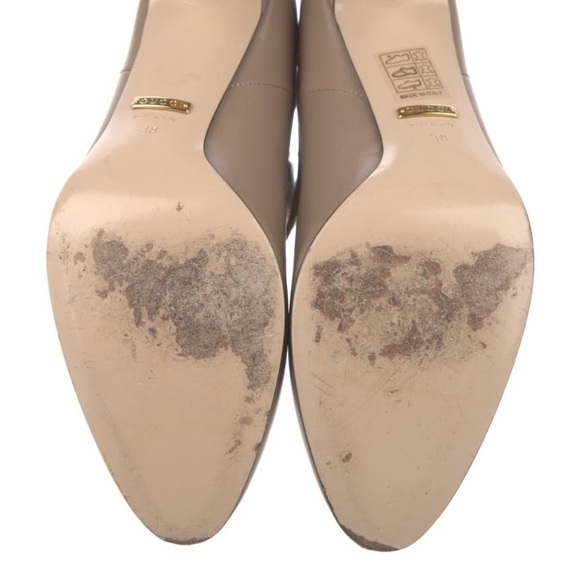 EUC GUCCI tan/beige leather boots with GG logo on ties in back. Size 8/38 - Picture 5 of 5